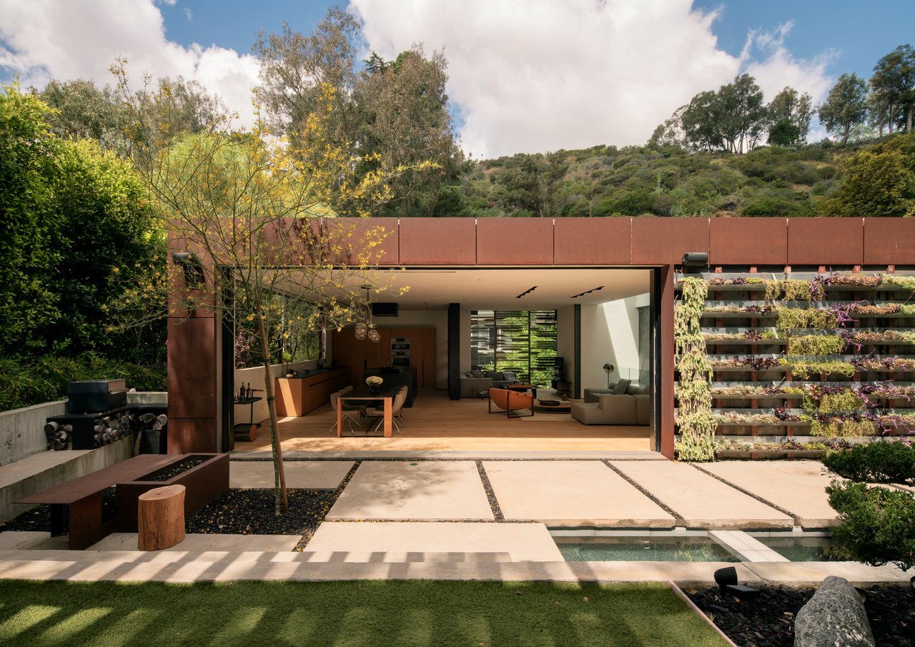 8050 Willow Glen Rd, Laurel Canyon