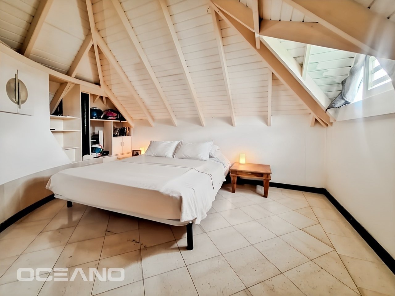 3 bedrooms Townhouse + Studio 