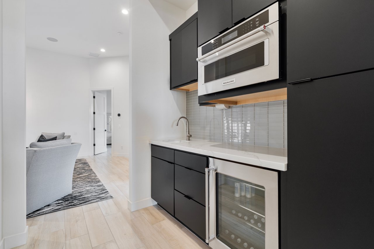 17237 E DESERT VISTA Trail