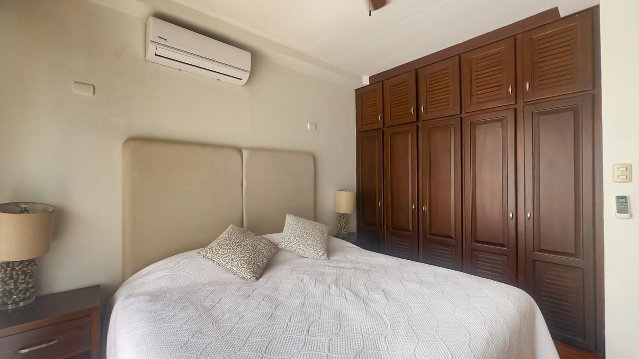 Jaco condo master bedroom