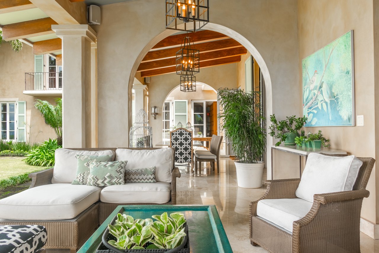 Fully Furnished Private Mansion