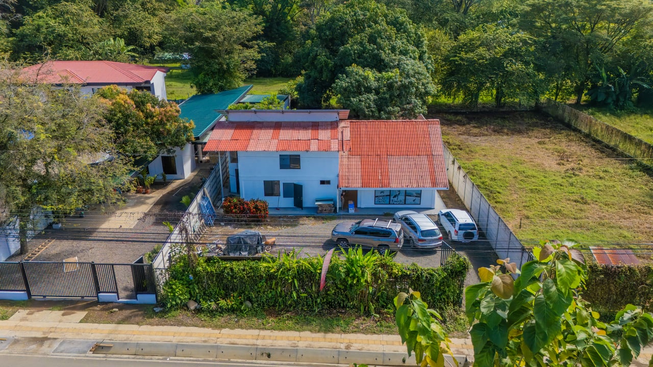 Apartments within Walking Distance to the Beach In Uvita – 0.21 Acres
