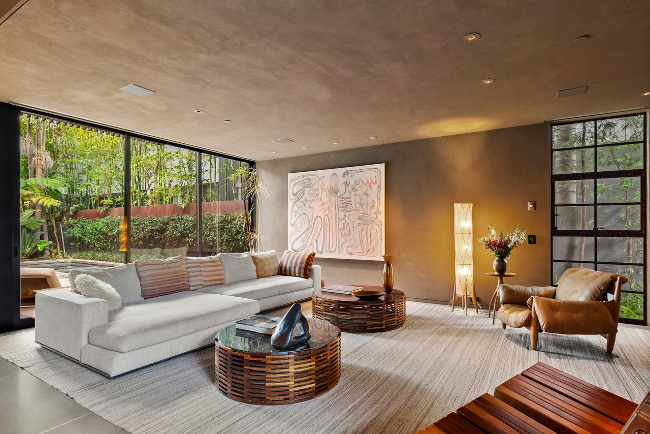 634 Milwood Ave, Venice 