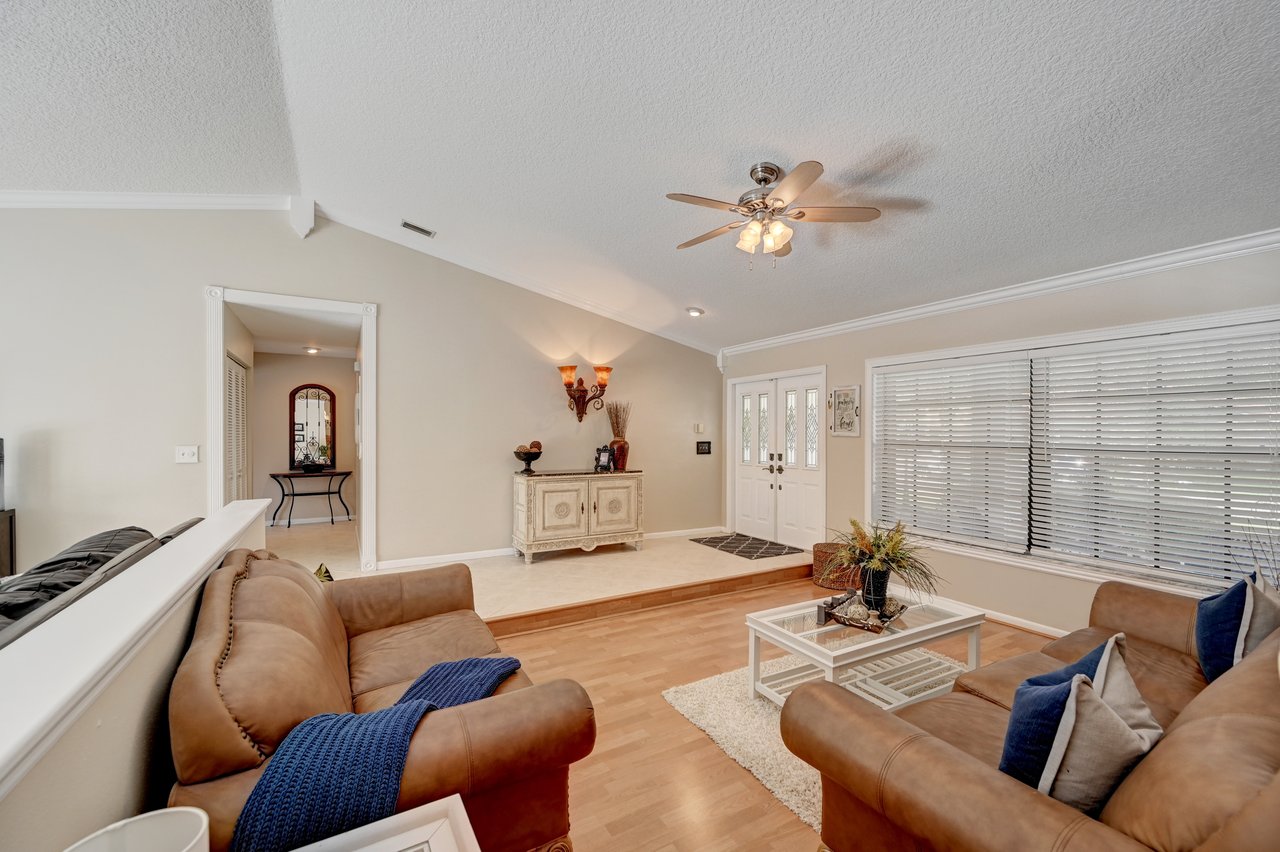 5157 NW 47th Ave