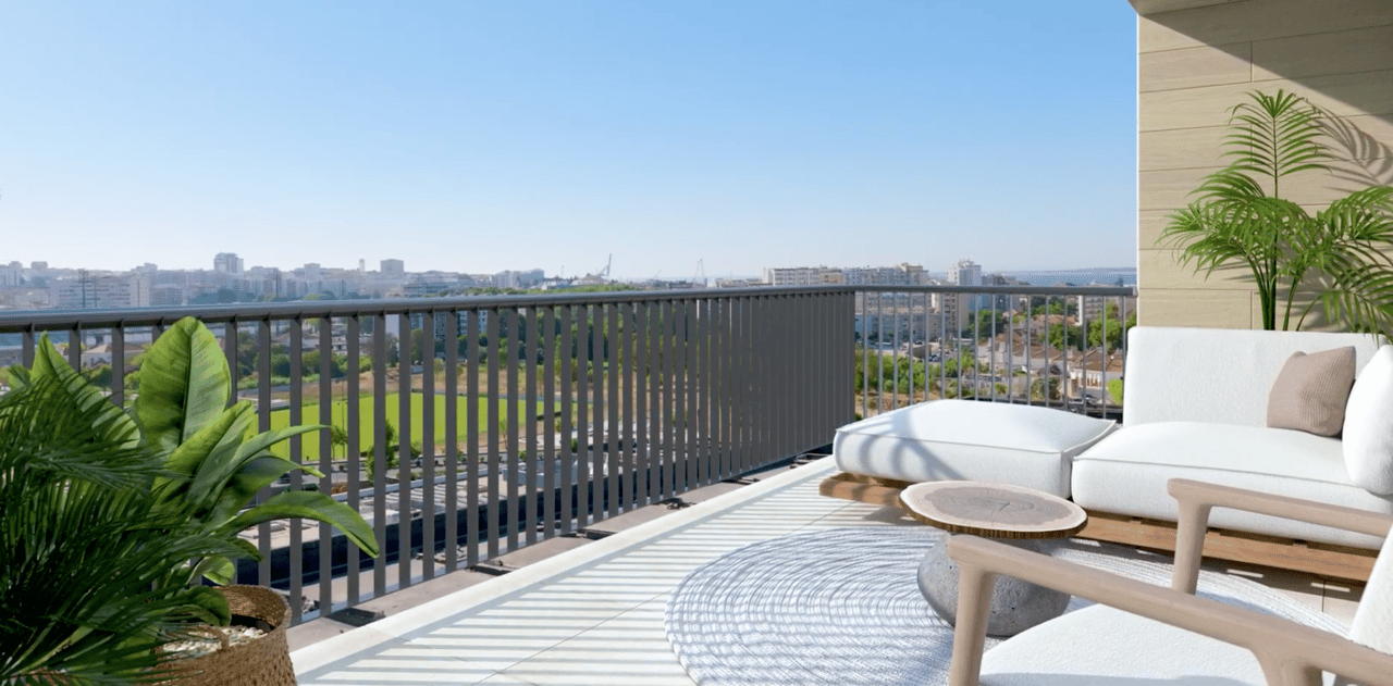 Modern 3-Bedroom Apartment with Expansive Terrace and Garage – Elevated Living in Setúbal, Portugal