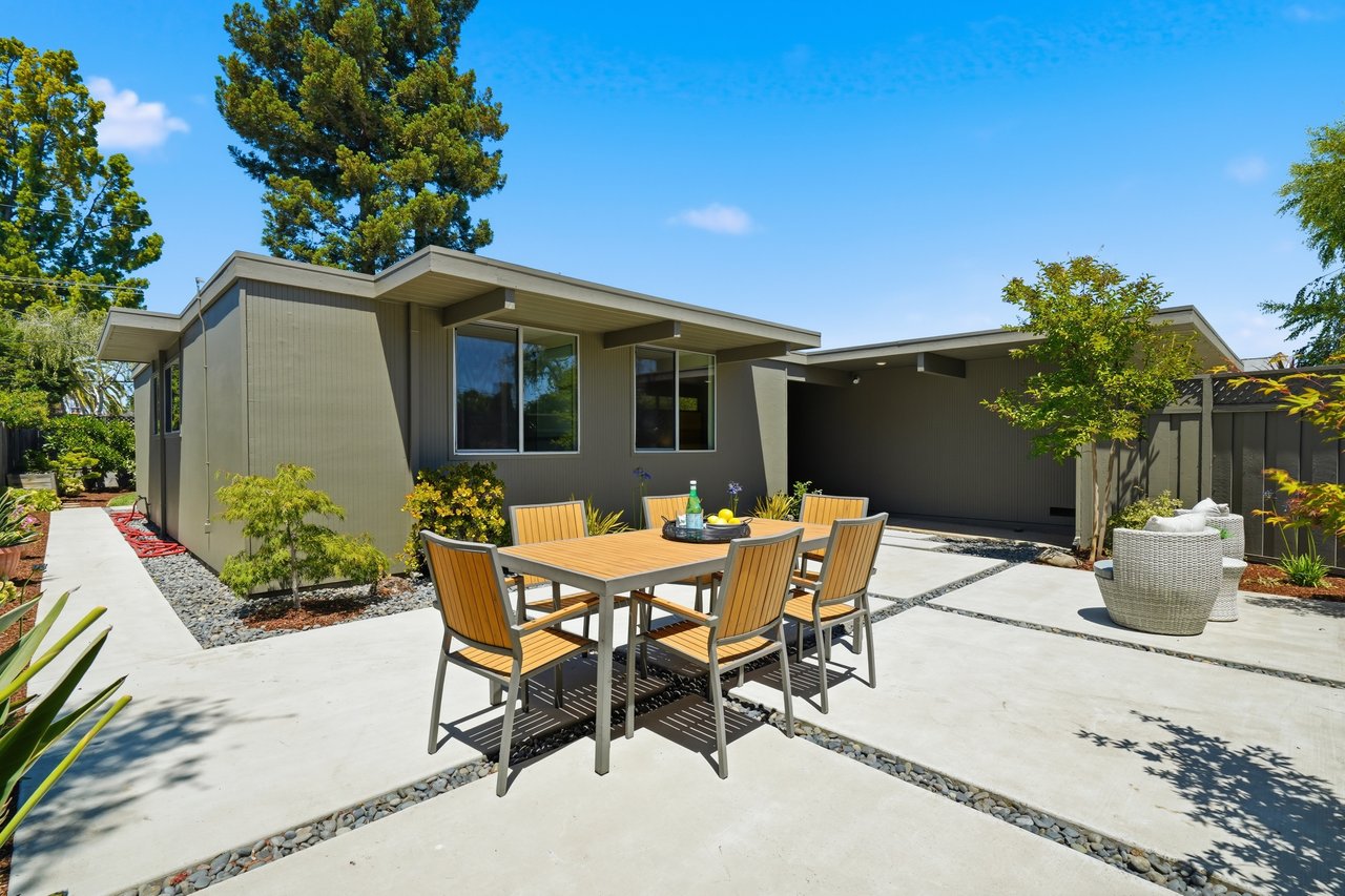 771 Duncardine Way