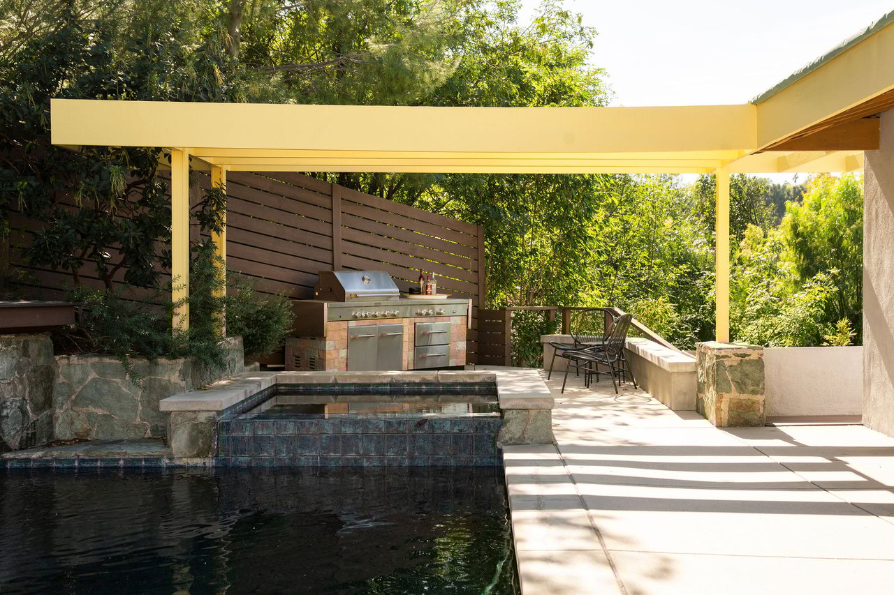 The Van Dekker House, Master architect R. M. Schindler