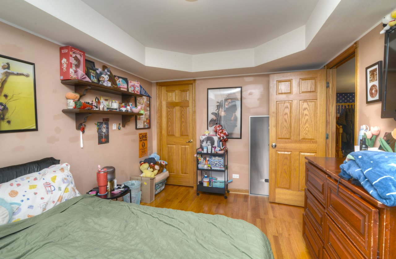 6616 S Knox Avenue, Chicago IL
