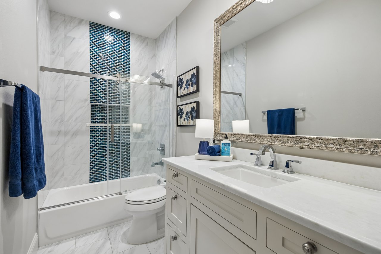 317 Knights Trail