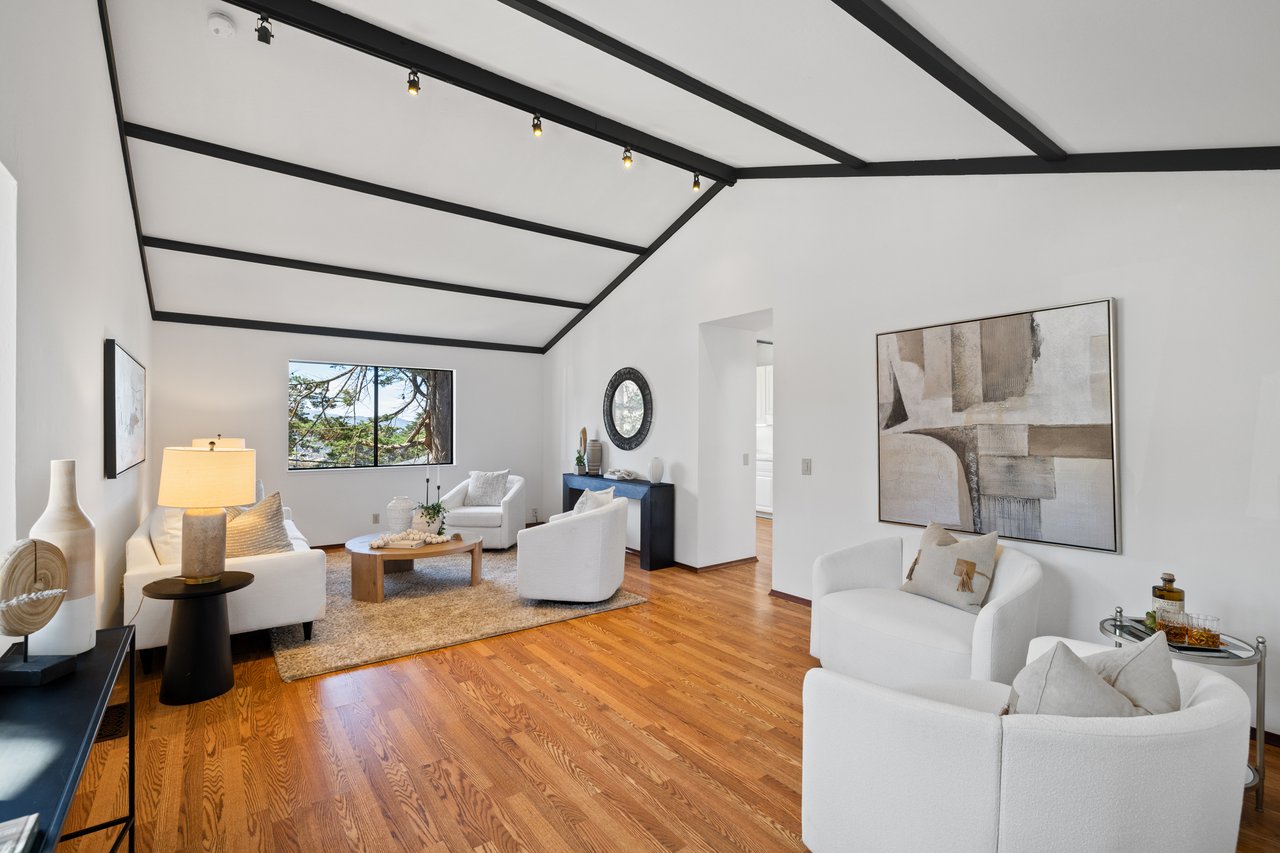 207 Beverly Pl