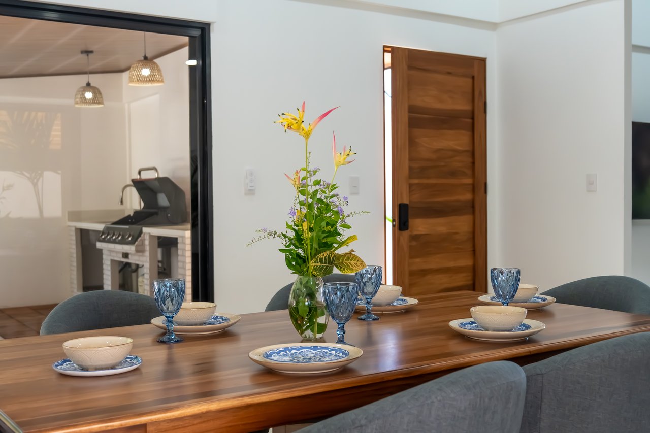LOCATION,LOCATION, LOCATION – 3-BEDROOM VILLA STEPS FROM THE BEACH