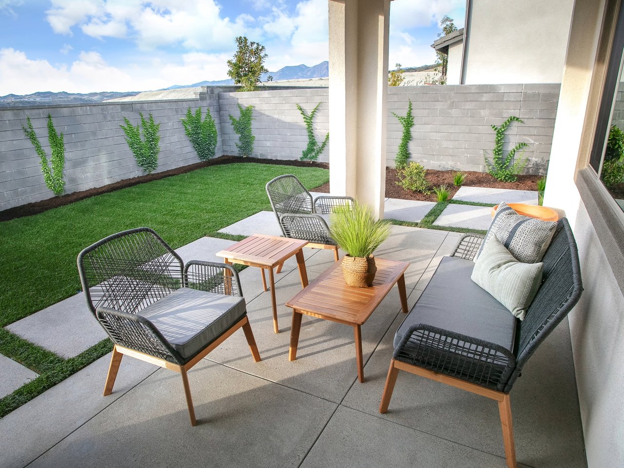 Why Staging Matters! Before VS After with my Expert Team