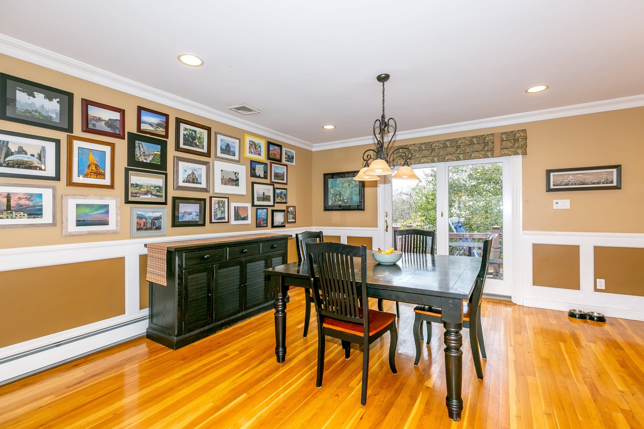 1 Gloria Dr, Woodbury