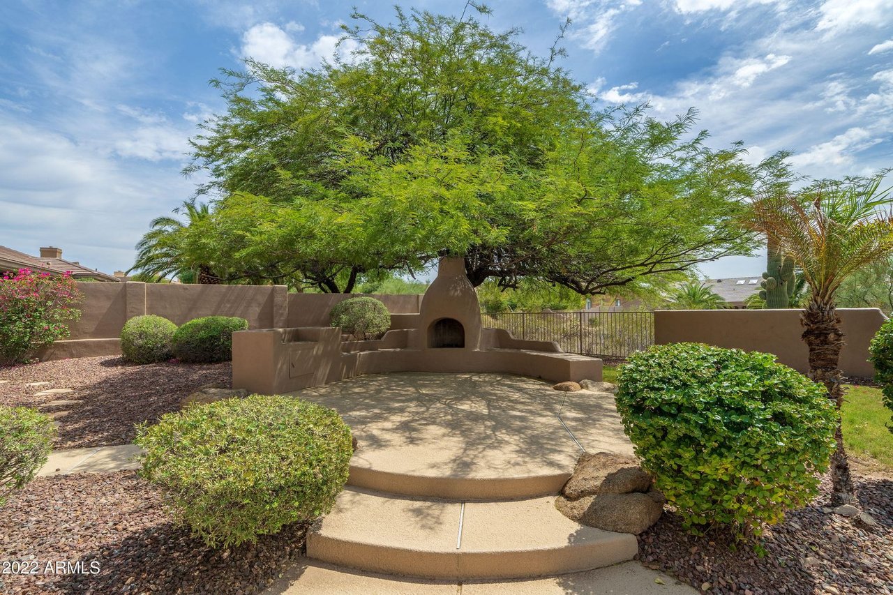 12077 E Laurel Lane