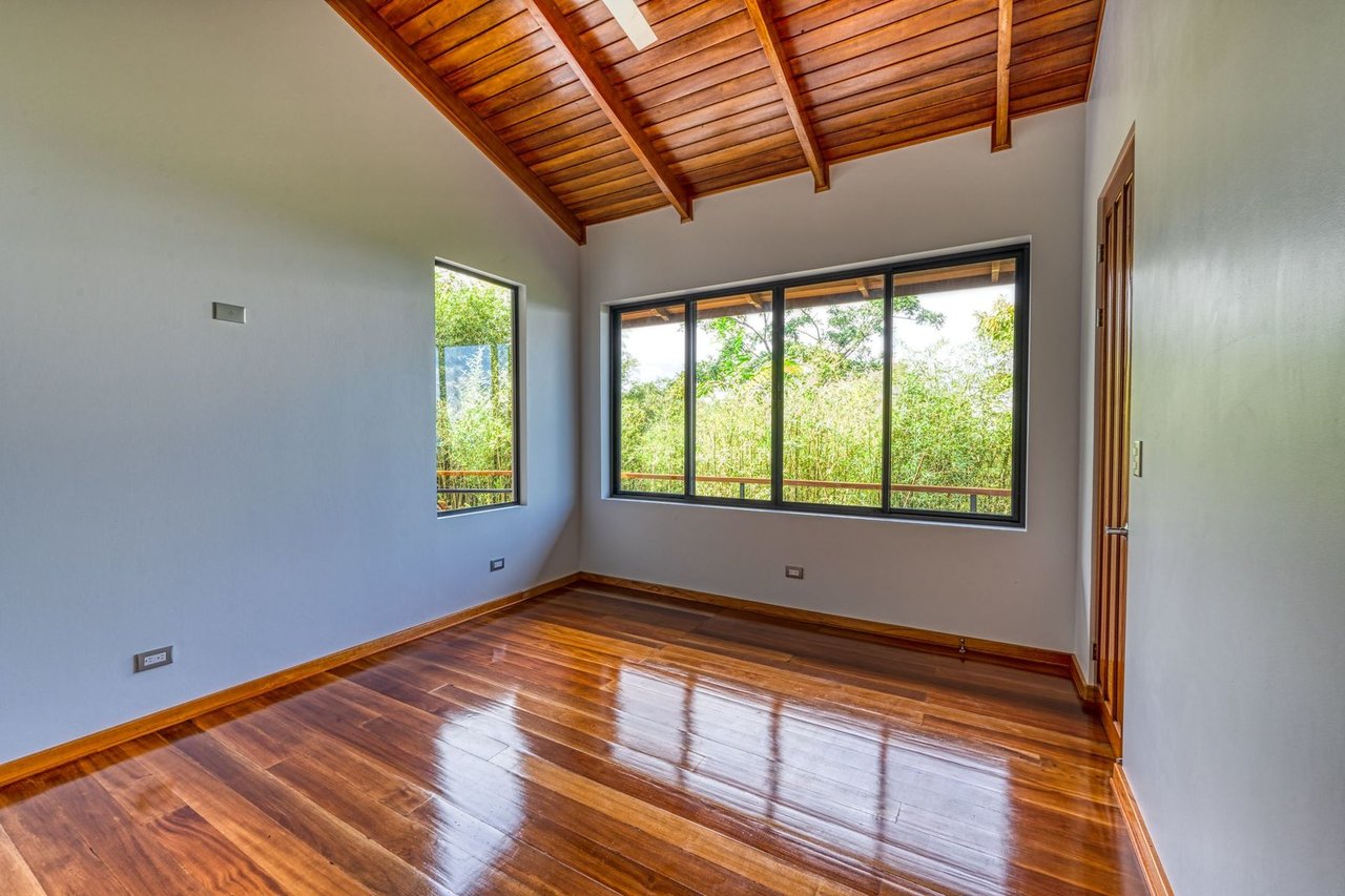 Modern Riverfront Mountain Home, Perez Zeledon, San Jose