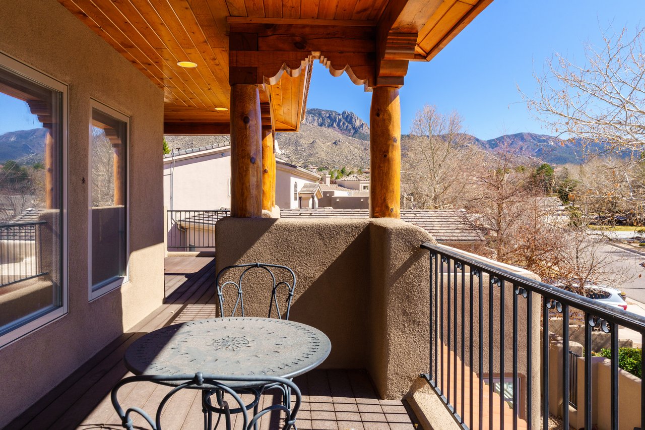 12053 Irish Mist Rd NE