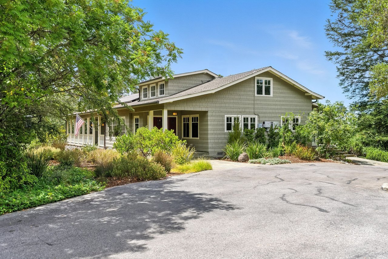 105 Highland Ave