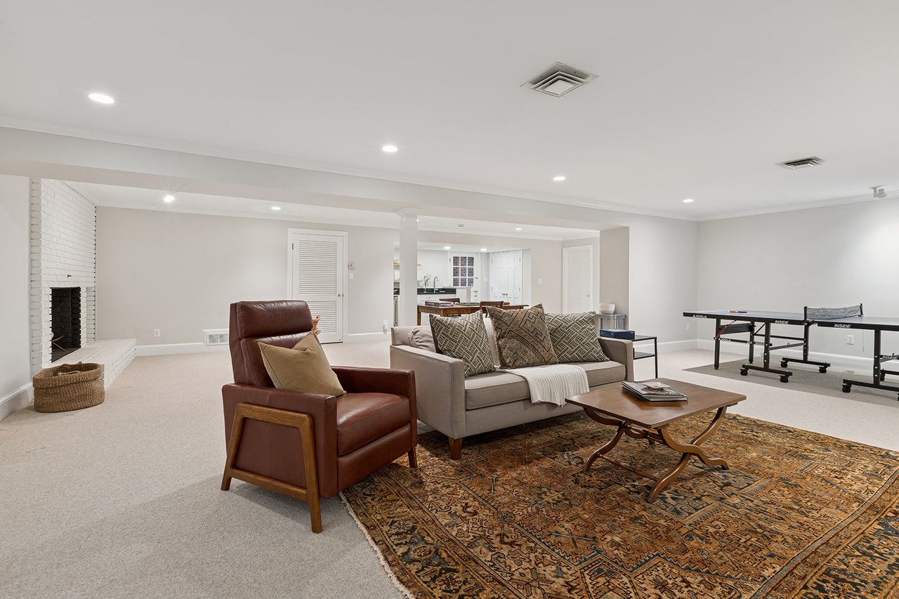 1306 Bishop Lane