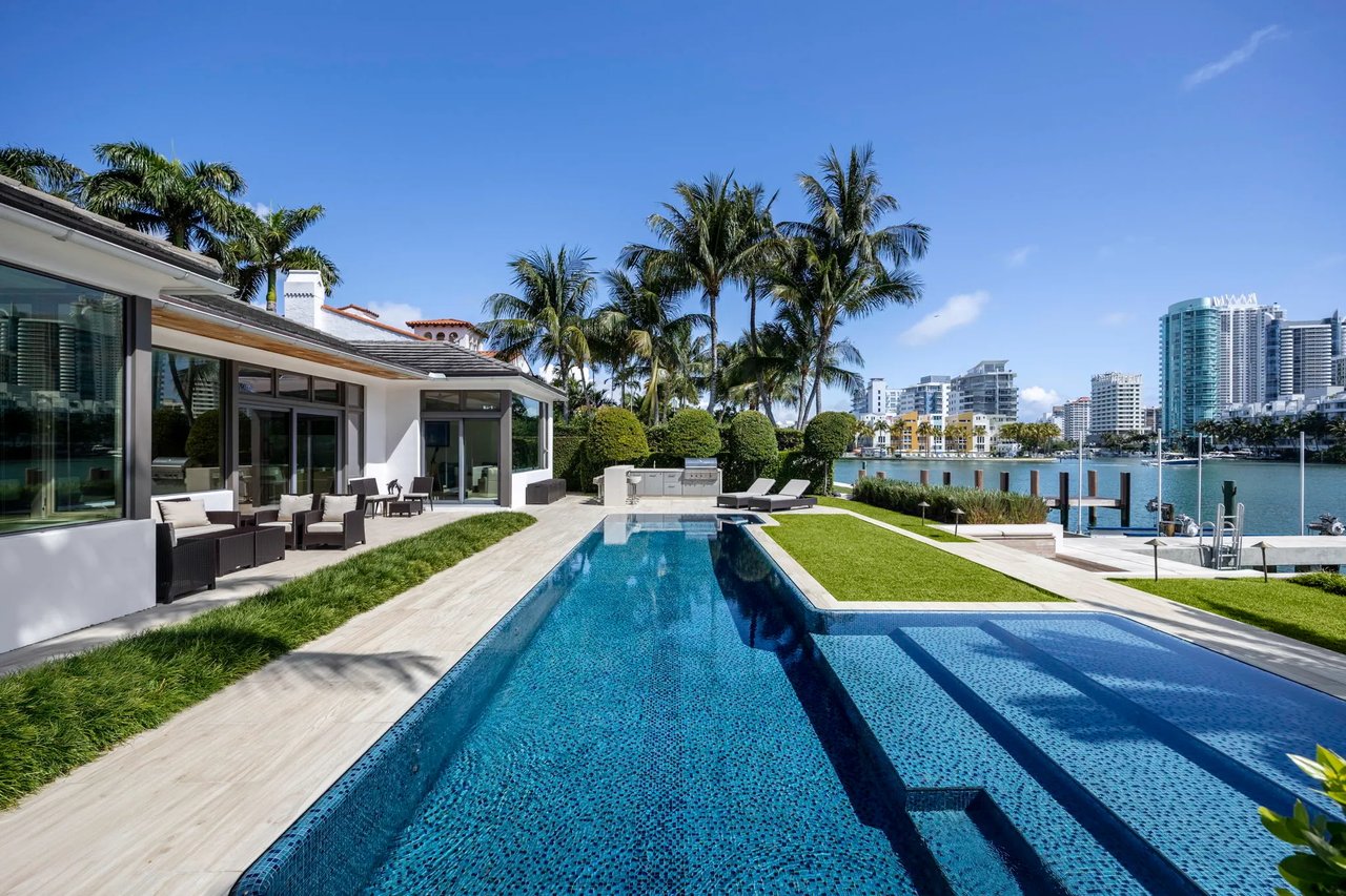 Pine Tree Drive, Miami Beach Waterfront