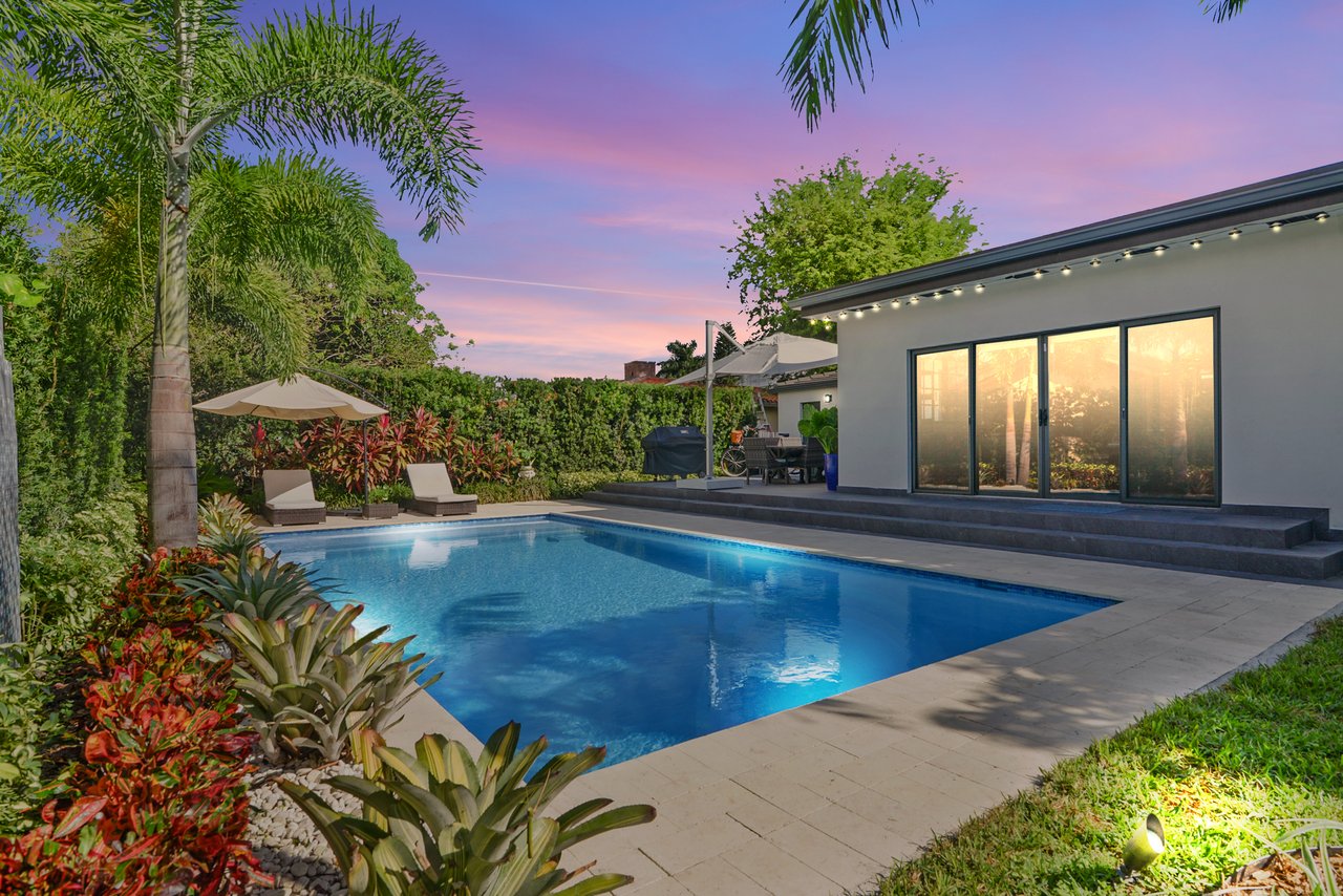 Sold in Surfside  | 8934 Abbott Ave