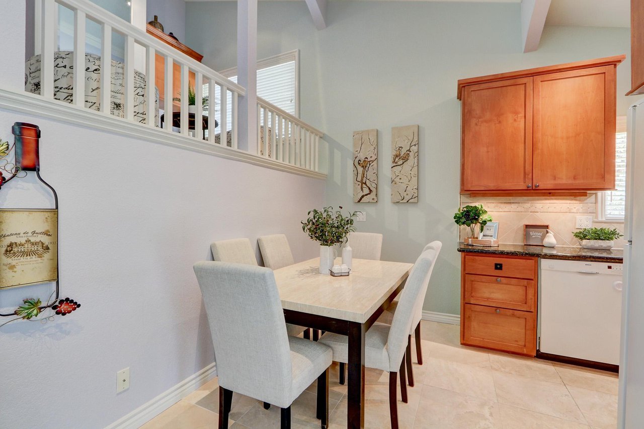 1298 Ramona Dr