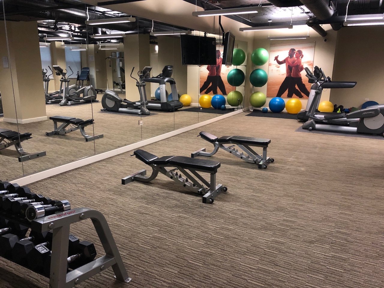 310 S Michigan Ave Unit 202