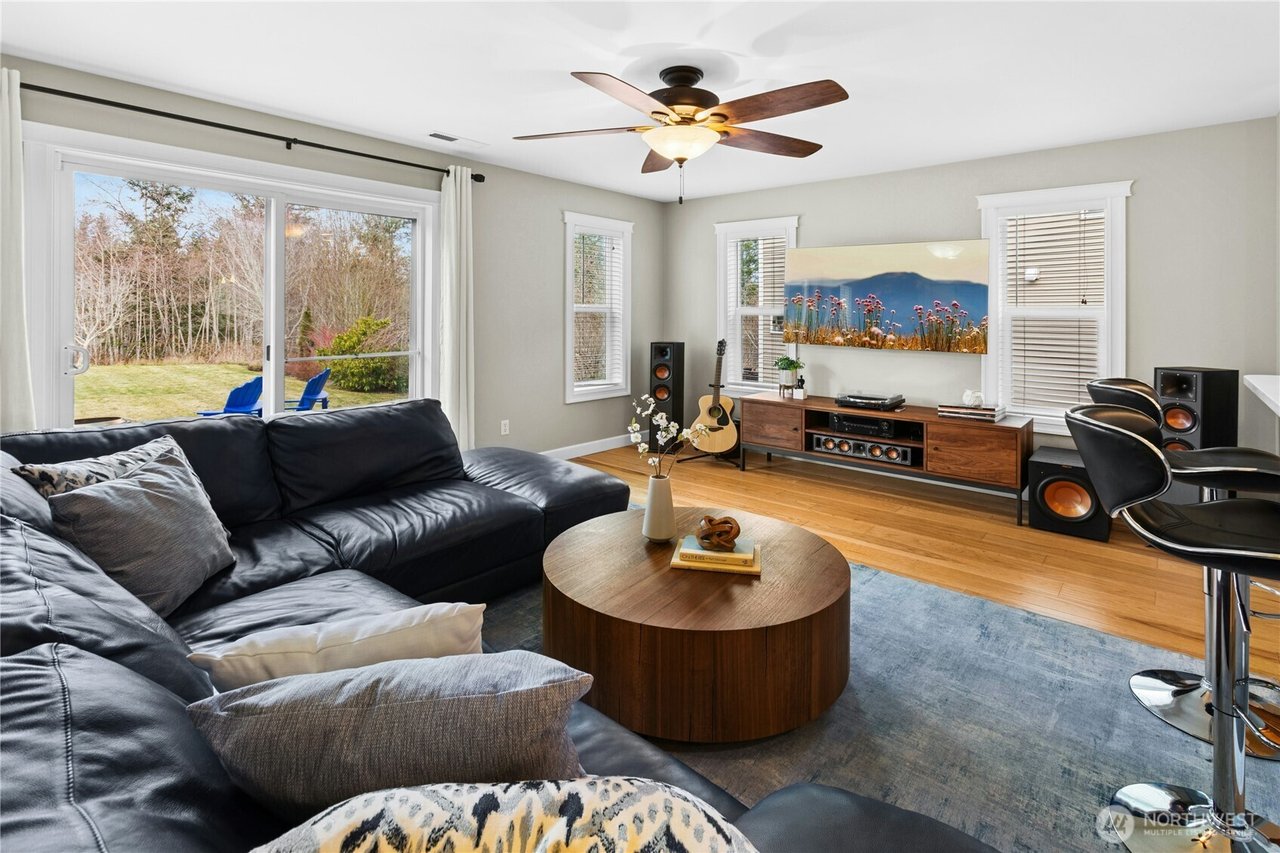 8823 Swenson Avenue SE 