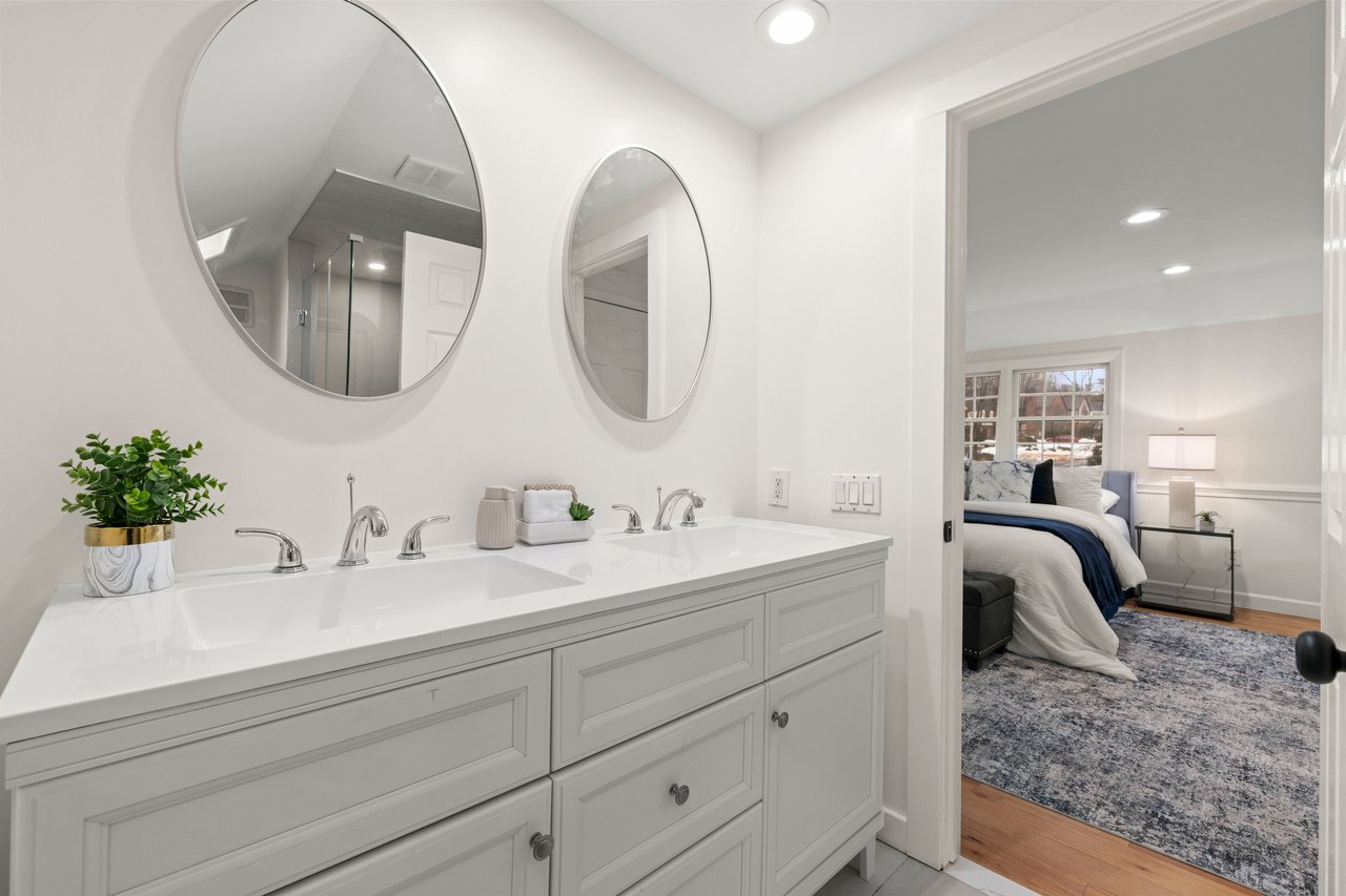 Renovated. Private. Prime Deerfield location.