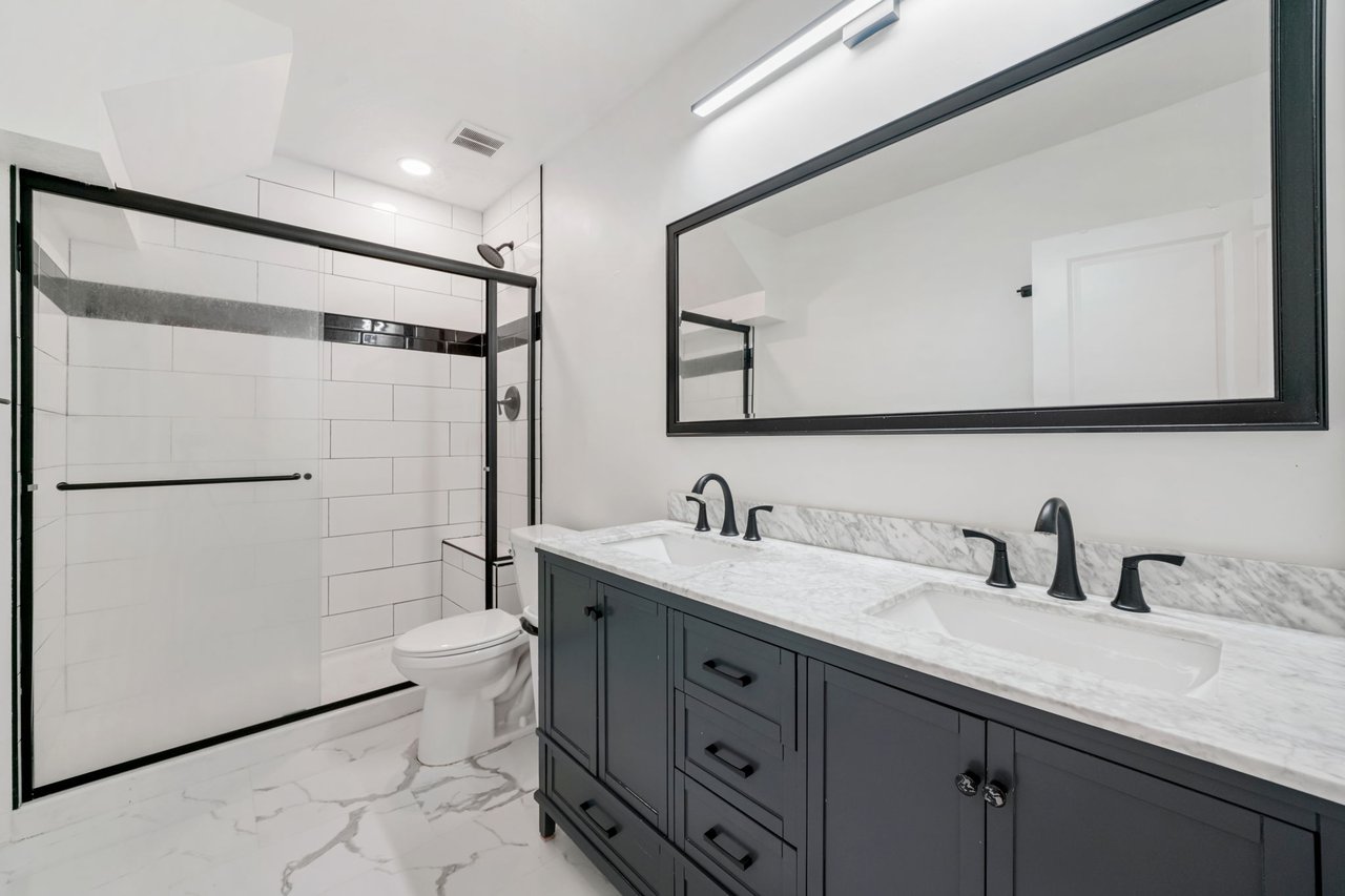4696 W Camellia N