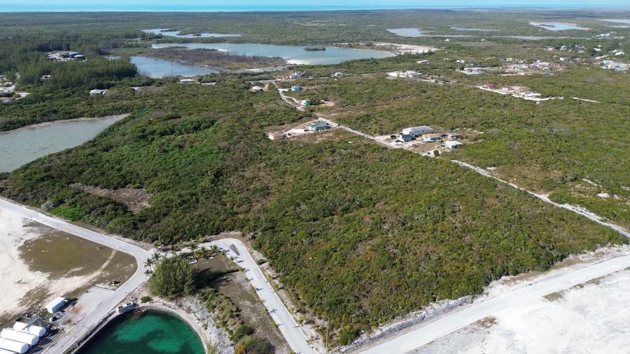Prime 2-Acre Estate Parcel in Roker’s Point, Exuma