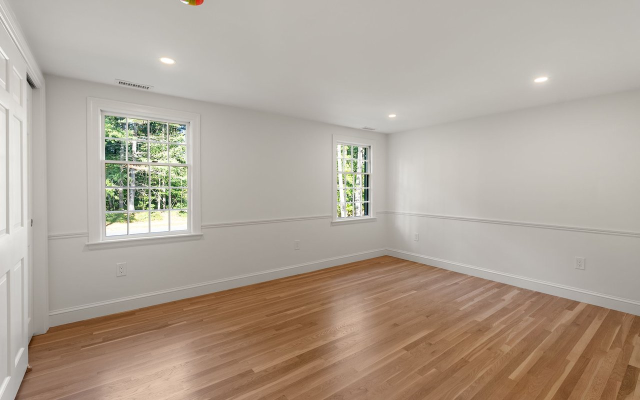 95 Sylvan Lane Weston, MA 02493