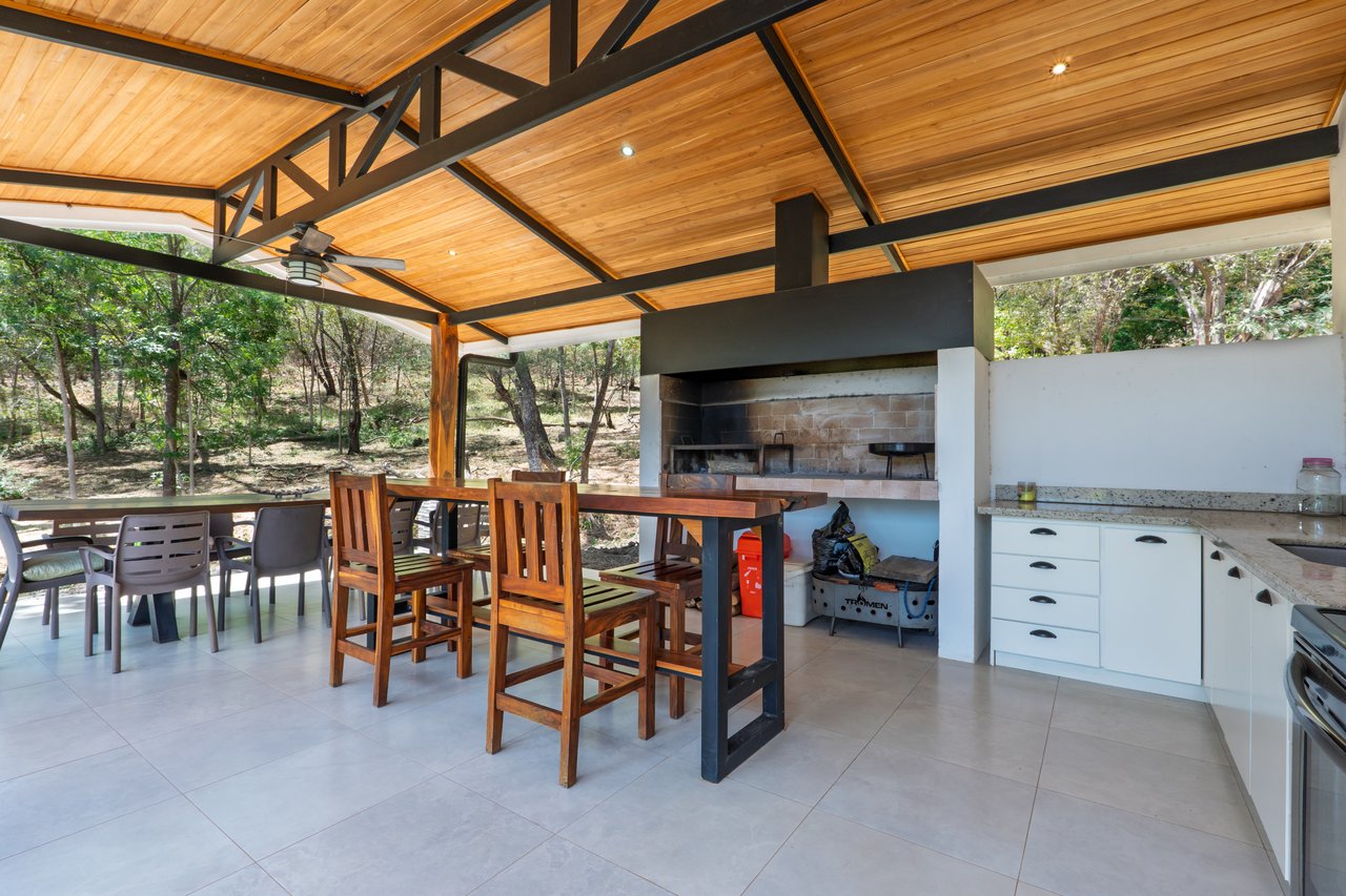 Casa Los Suenos | 4 Bedroom Home with Guest House near Tamarindo Costa Rica