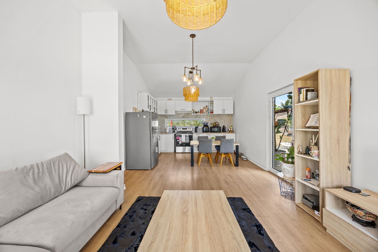 Boutique Tiny Home Oasis with Income Potential