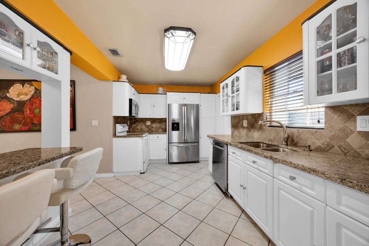 Calling All Investors - Pinecrest Duplex For Sale