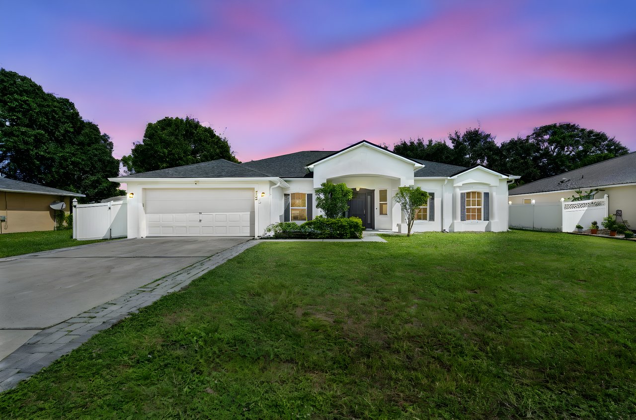 459 Calamondin Avenue NW