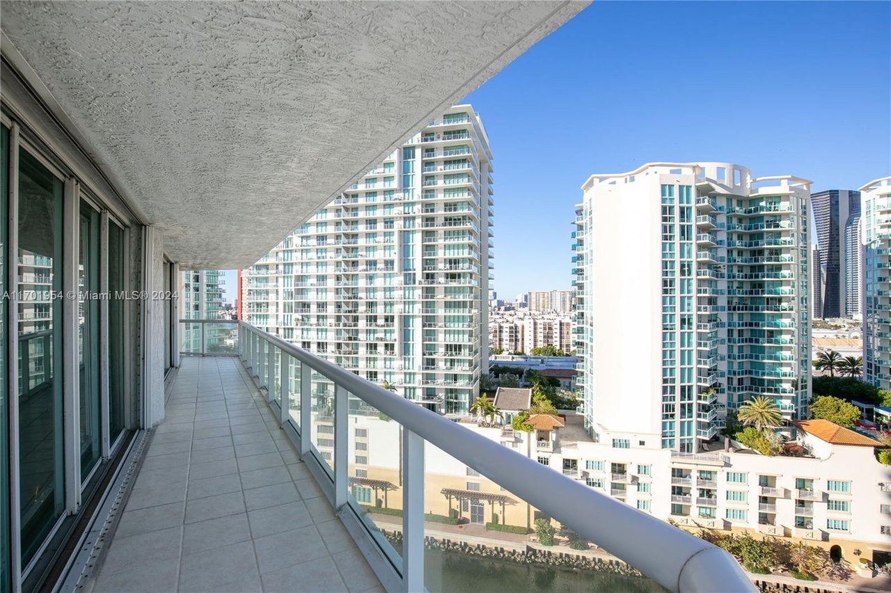 16500 Collins Ave, #1451