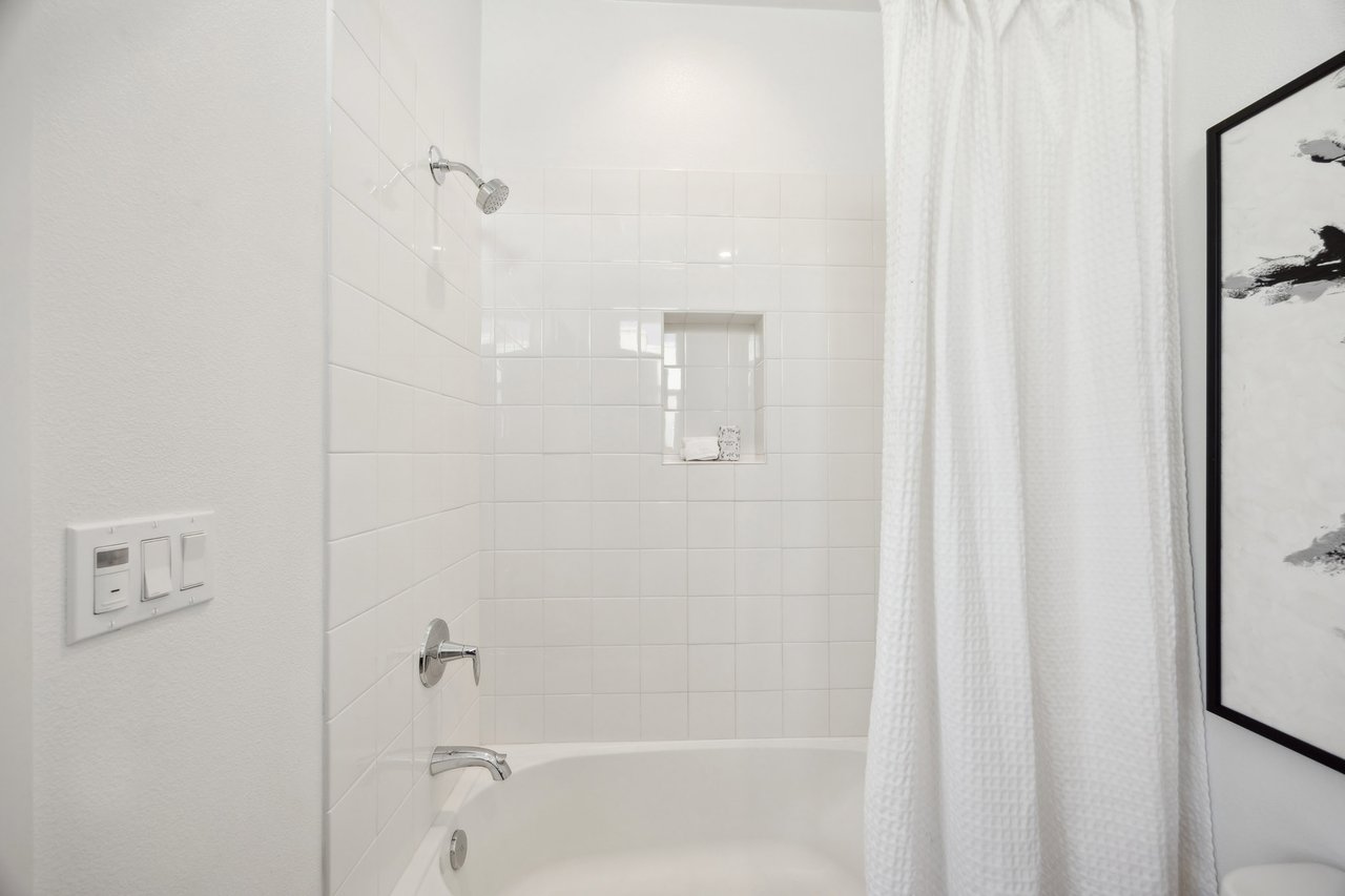 172 Uptown Cir