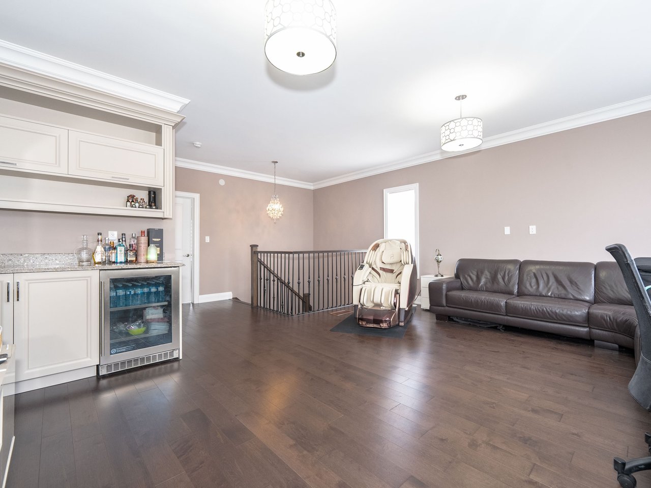 6 Point Pelee Lane