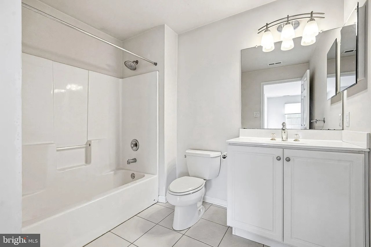 950 Bortons Landing Rd