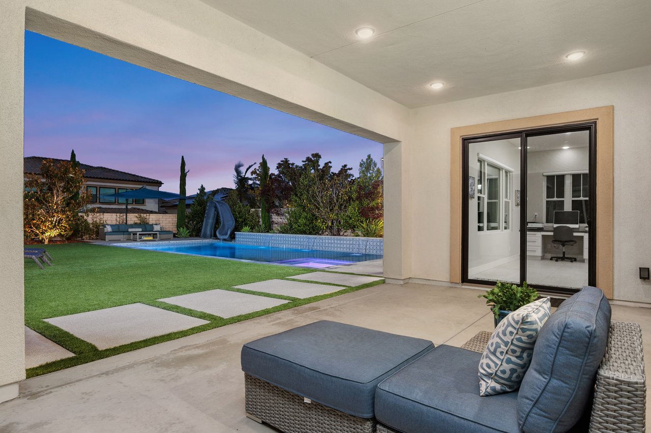 6190 Sagebrush Bend Way