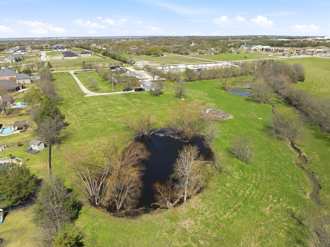 6.15 Acres For Sale in Heath, TX