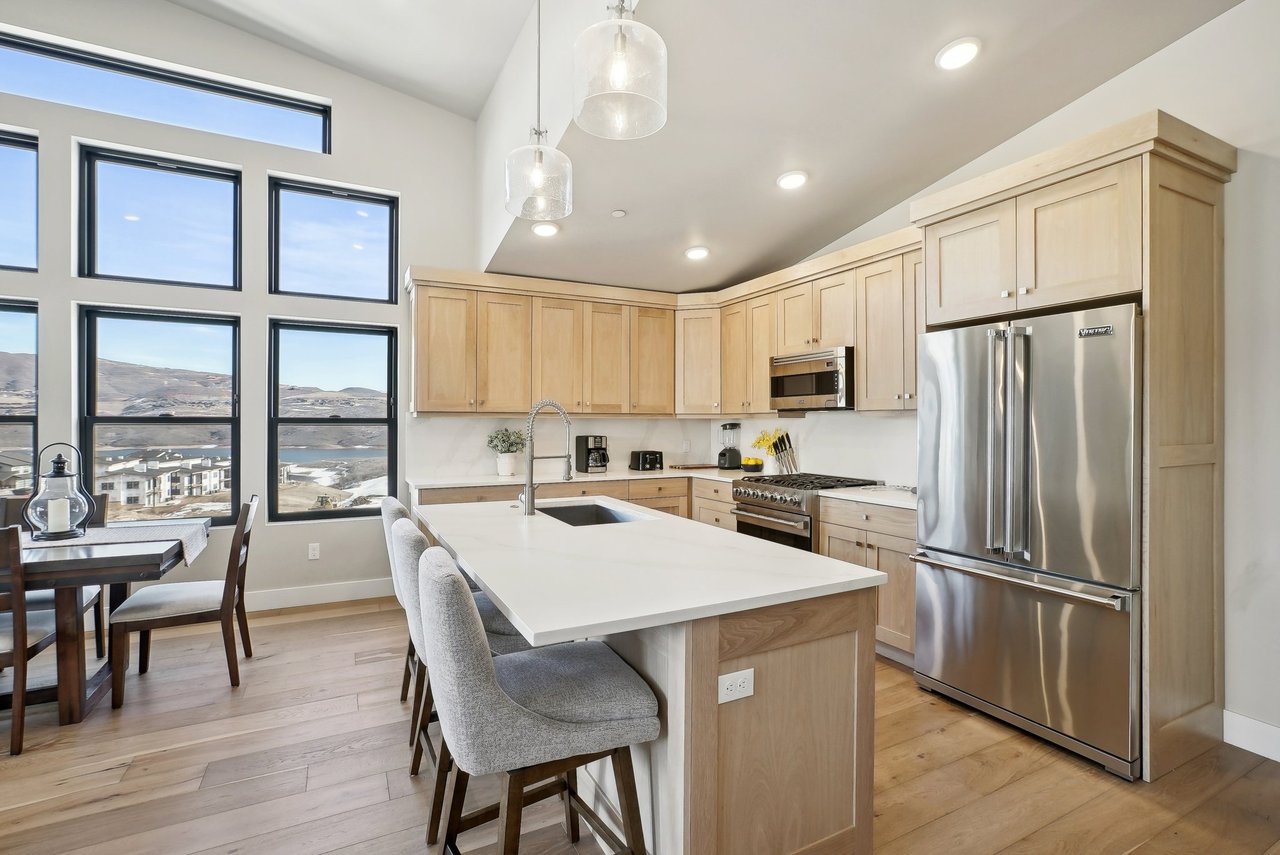 1145 W Helling Circle #304