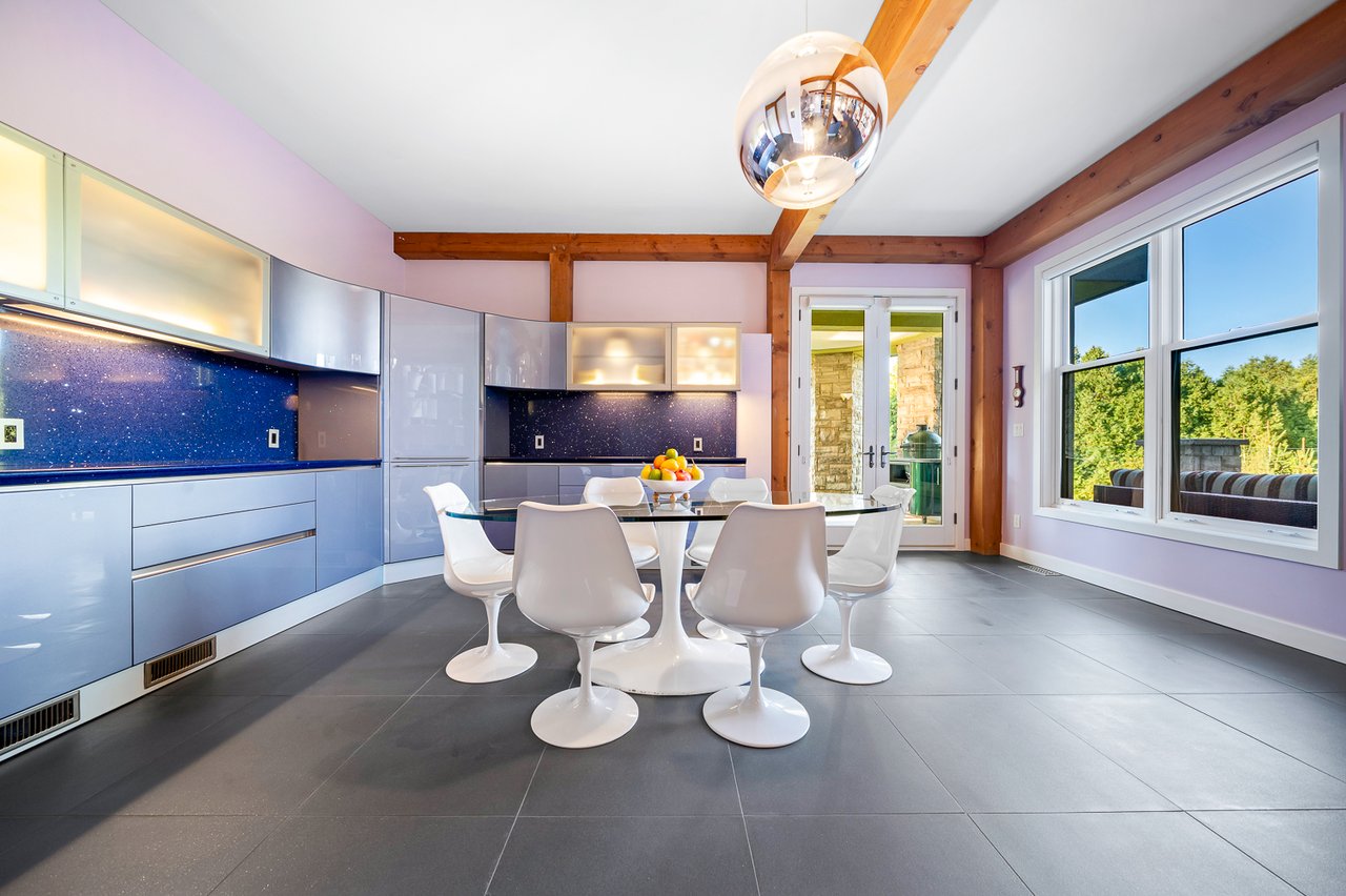  One-Of-A-Kind Residence 