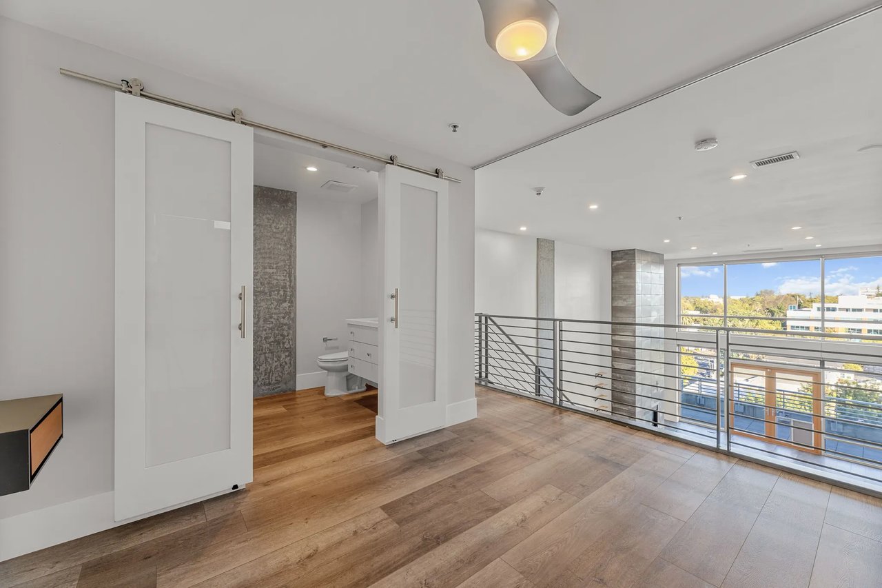 1818 L St #807