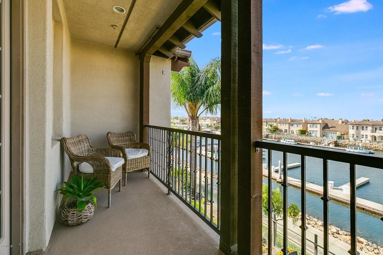 1357 Estuary Way, Oxnard, CA 93035