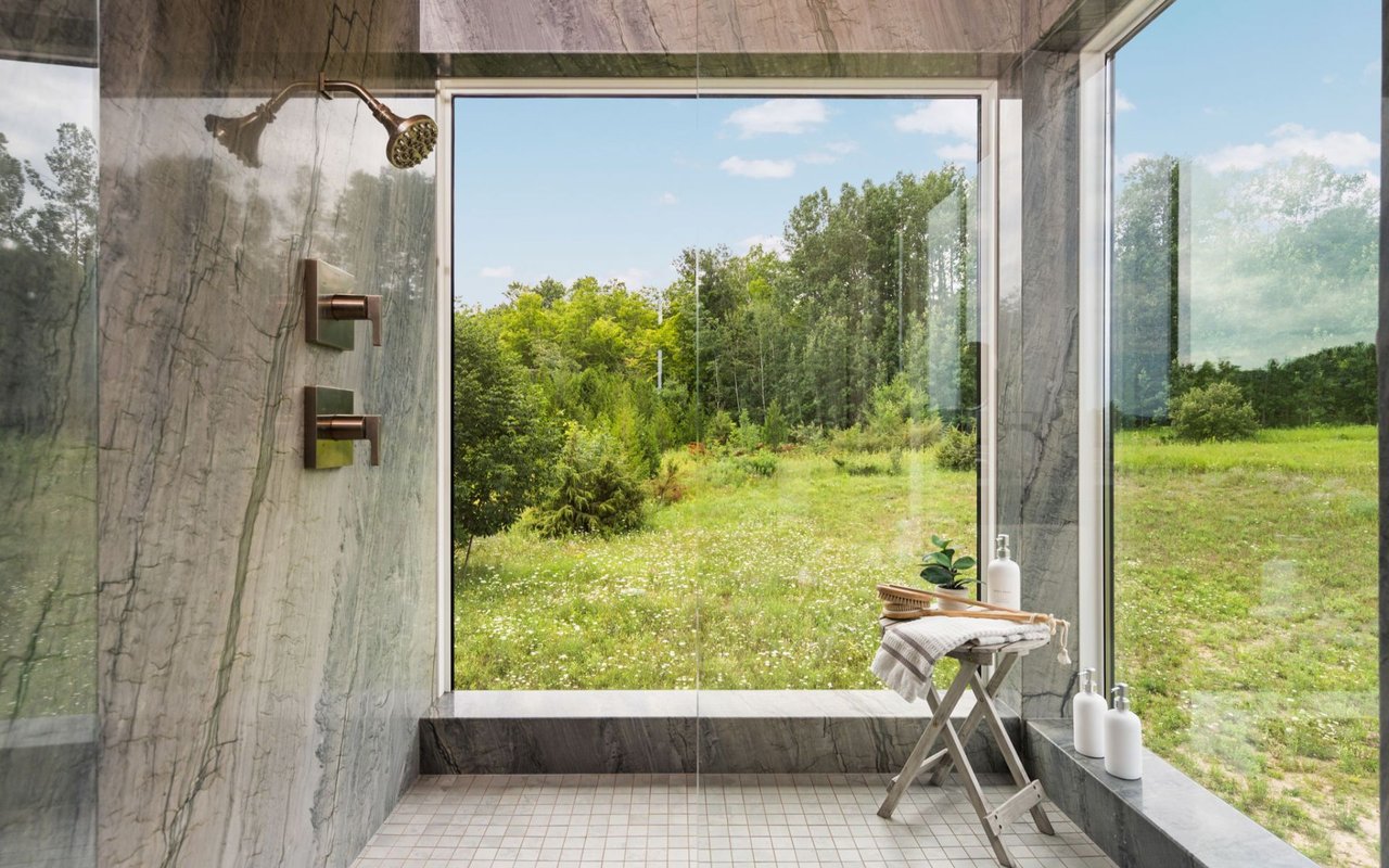 Pricing a Luxury Home With No Clear Comparable Sales