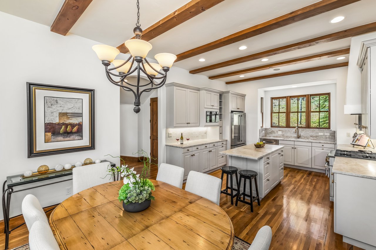271 Eagles Glen Road