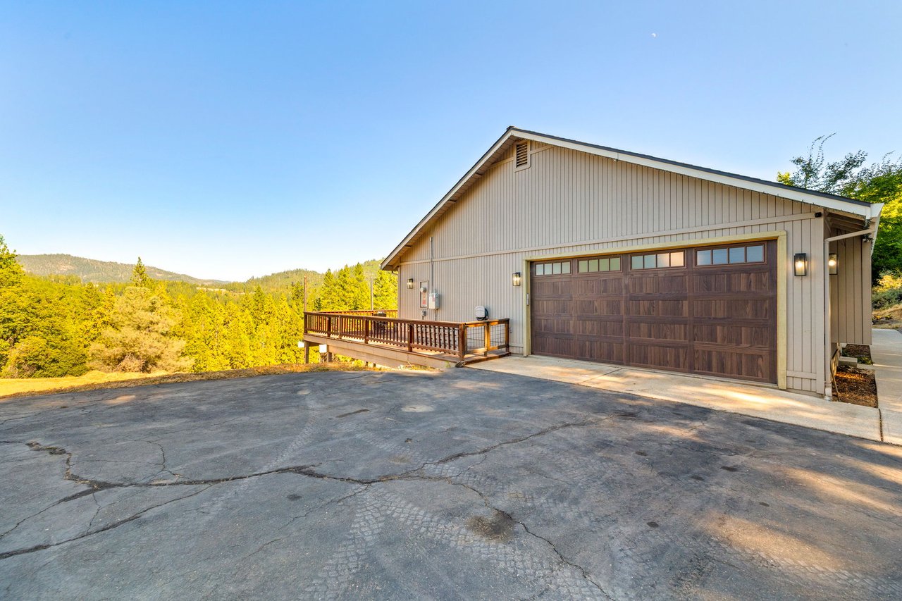 For Sale Eastern Views on 5 Acres $665,000