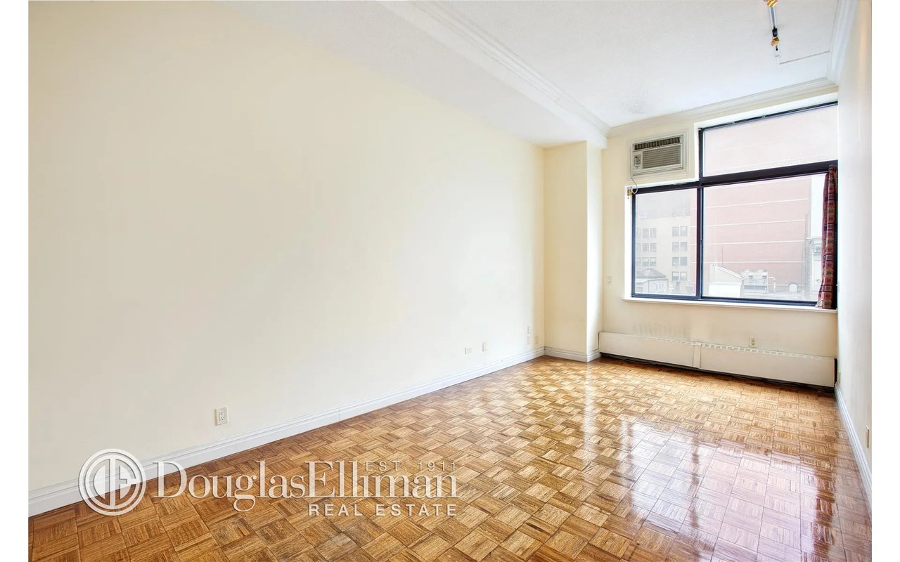 372 Fifth Avenue Unit: 6G