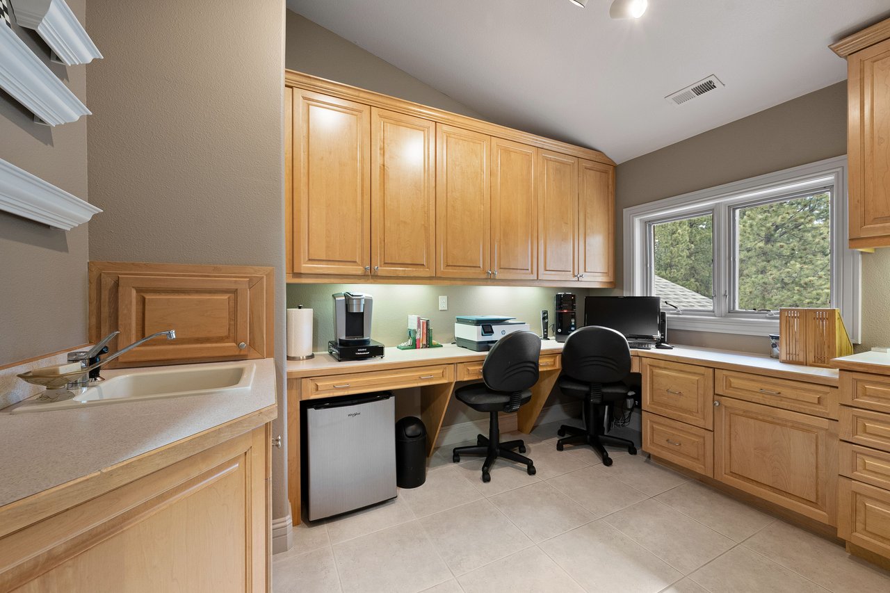 17507 Colonial Park Drive